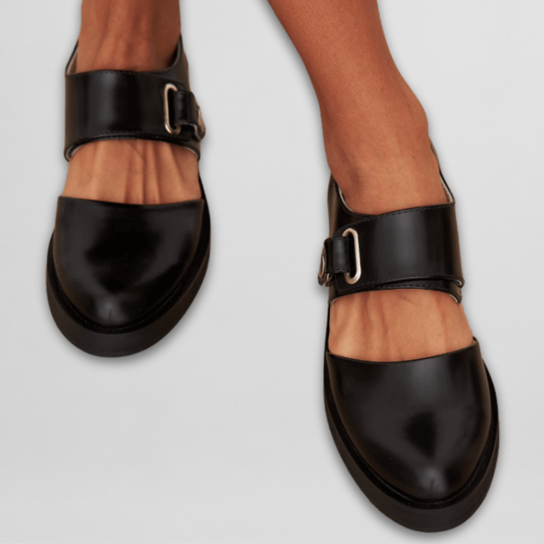 Antonietta - Classic Mary Jane Shoes with Adjustable Buckle