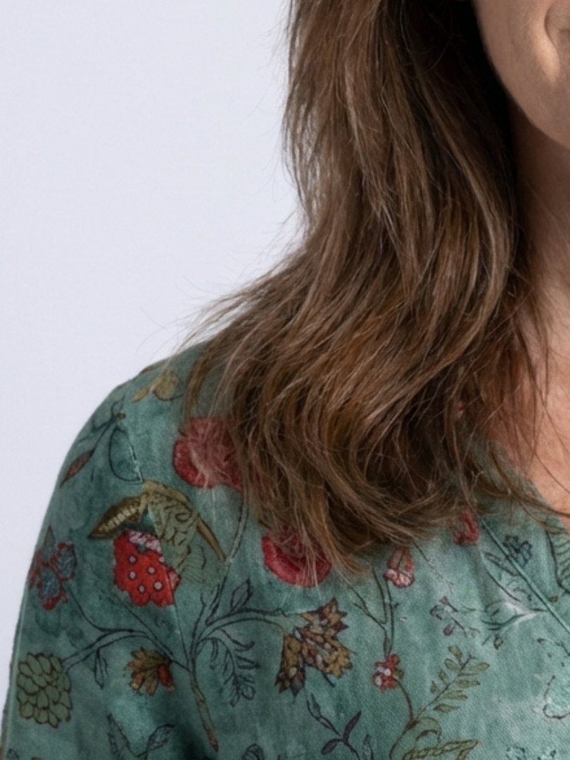 Graziella | Maxi Dress with V Flowers and Three-Quarter Sleeves